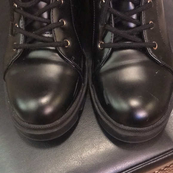 JUSTFAB Mid-Calf Zip Lug Sole Combat Boot - Picture 6 of 7